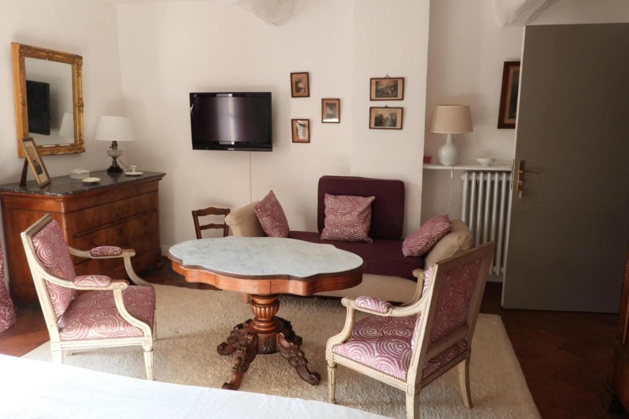 La Nesquière Chambres d'Hôtes Pernes-les-Fontaines Esterno foto