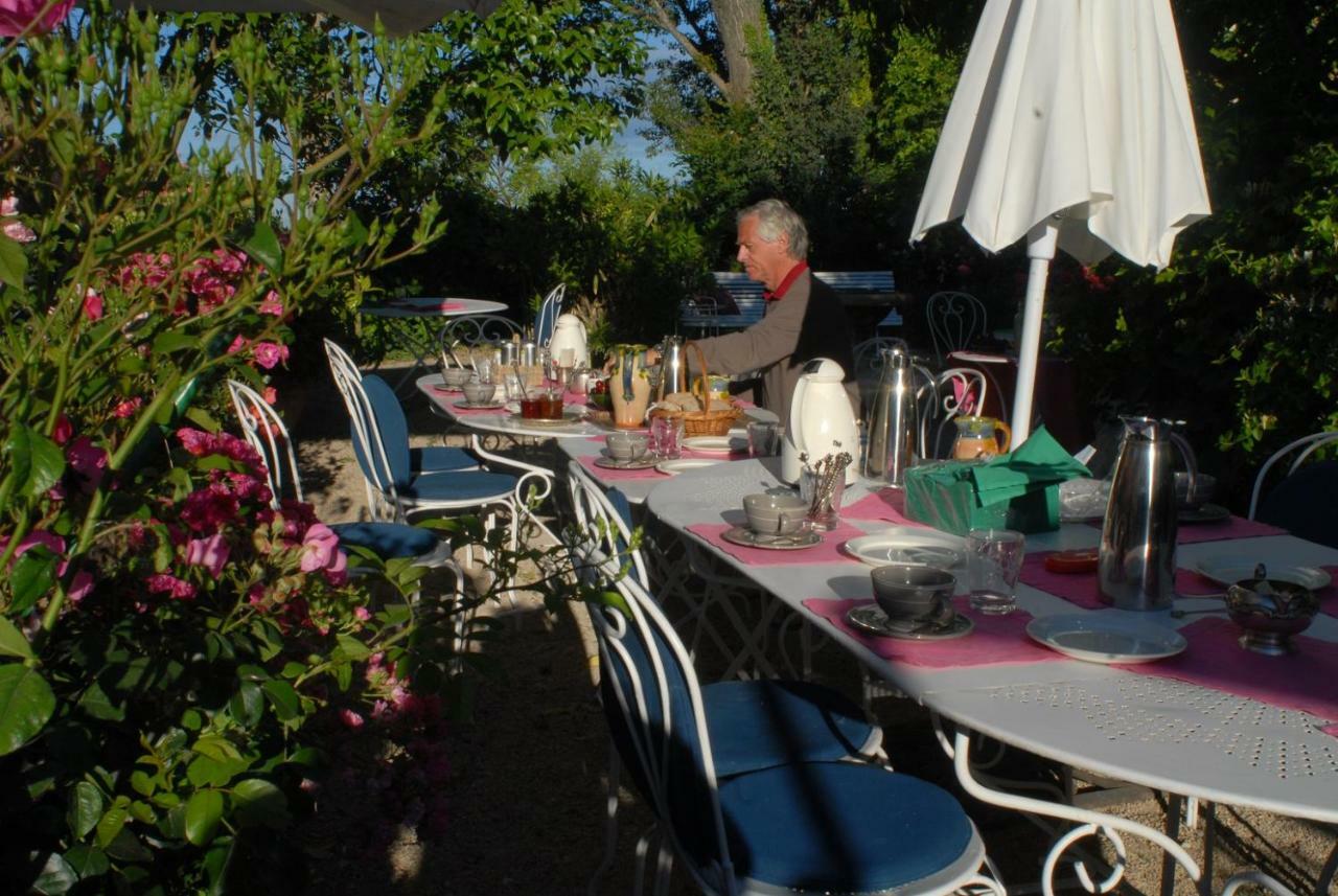 La Nesquière Chambres d'Hôtes Pernes-les-Fontaines Esterno foto